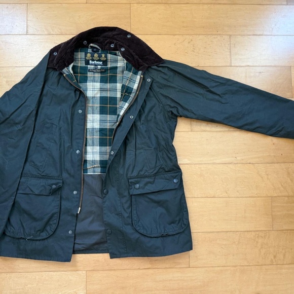 Classic Barbour Men's Waxed Jacket - Picture 1 of 6